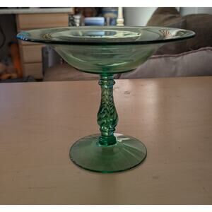 🍀Vintage Twisted Stem Glass Dish